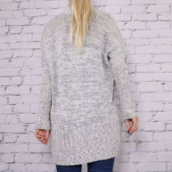 Aritzia Talula haddon cashmere knit grey cardigan - Picture 3 of 6